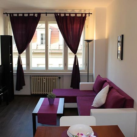 Go Native Prague Apartment Exterior photo